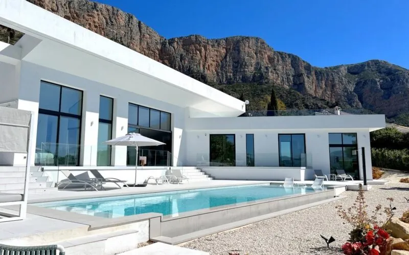 4 bed villa on the Montgó
